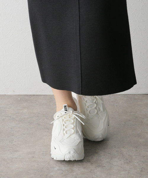 SLOBE IENA（スローブイエナ）の「【NIKE/ナイキ】 TC7900スニーカー（スニーカー・レディース・ホワイト・24.5cm/23.5cm/24cm/23cm）」の19枚目の写真