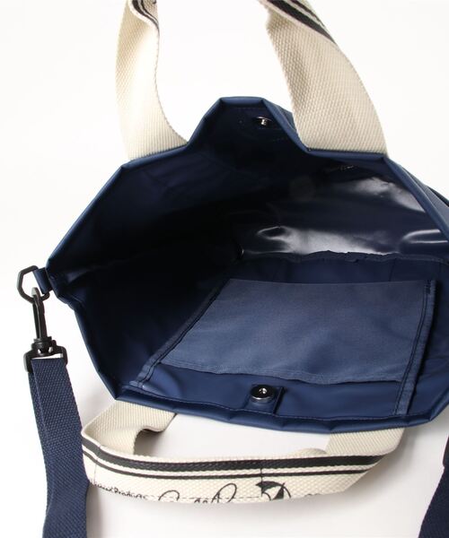 Arnold Palmer（アーノルドパーマー）の「ロゴテープ 2WAY バッグ（トートバッグ・レディース・ネイビー/ブラック・F）」の11枚目の写真