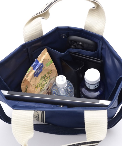 Arnold Palmer（アーノルドパーマー）の「ロゴテープ 2WAY バッグ（トートバッグ・レディース・ネイビー/ブラック・F）」の9枚目の写真