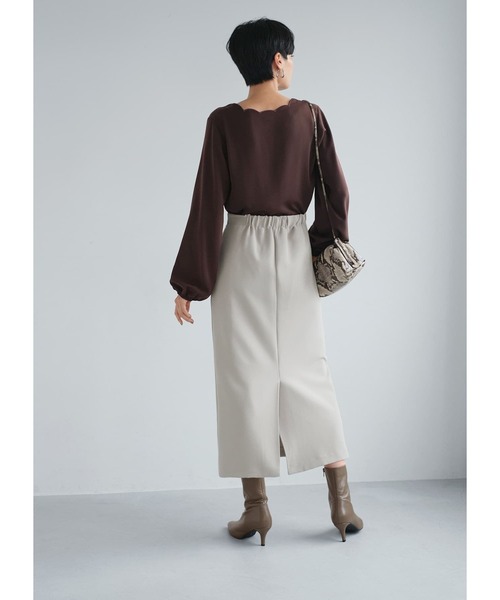 STYLE DELI(スタイルデリ)の「スカラップネックブラウス(シャツ/ブラウス・レディース・ダークブラウン系/ブラウン系・M/LARGE)」の6枚目の写真