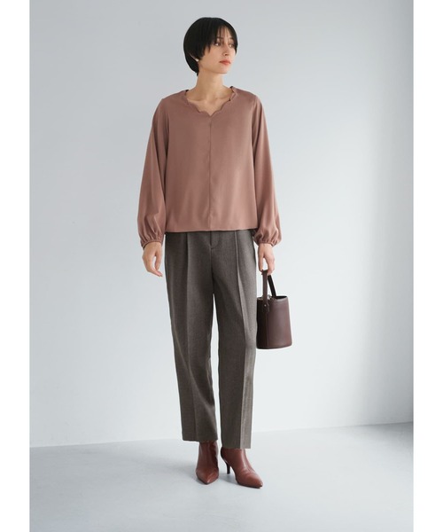 STYLE DELI(スタイルデリ)の「スカラップネックブラウス(シャツ/ブラウス・レディース・ダークブラウン系/ブラウン系・M/LARGE)」の18枚目の写真