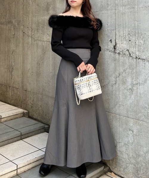 INGNI(イング)の「ファー付オフショルニット(ニット/セーター・レディース・グレー/アイボリー/ブラック・M)」の18枚目の写真