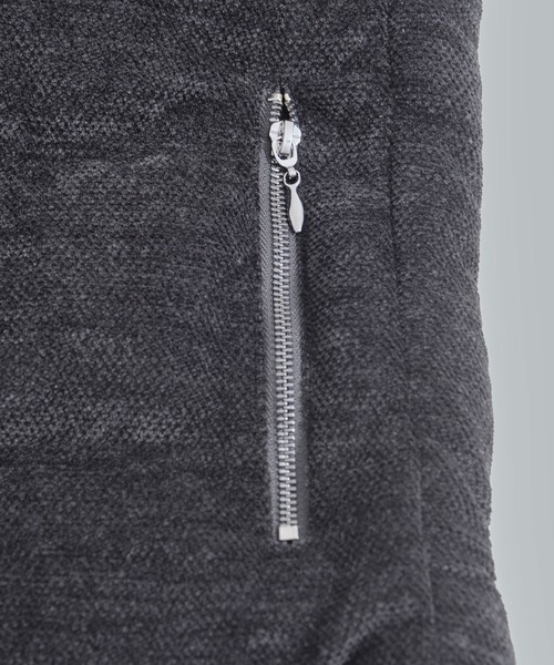 VIOLA（ヴィオラ）の「『VIOLA rumore/ヴィオラ ルモーレ』パイピングZIPパーカーベスト（ダウンベスト・メンズ・オフホワイト/ブラック・M/XL/L）」の15枚目の写真