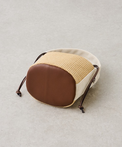 BEARDSLEY（ビアズリー）の「ミニカゴマルチ２WAY巾着バケツバック（トートバッグ・レディース・ホワイト/ブラック・FREE）」の6枚目の写真