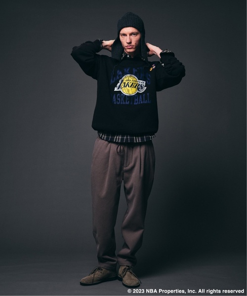 NBA（エヌビーエー）の「Off The Court by NBA / オフ・ザ・コート バイ NBA 別注プリントスウェット（スウェット・メンズ・アイボリー/コバルトブルー/グレー/ライトグレー/ブラックミックス/ブラック系その他/オレンジ/ブラック・LARGE/MEDIUM）」の13枚目の写真