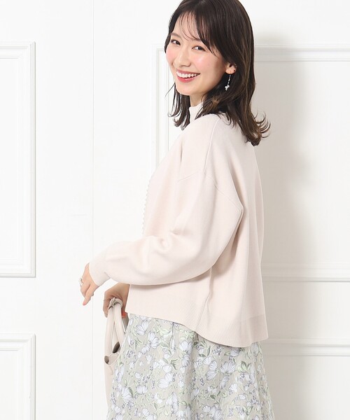 couture brooch(クチュールブローチ)の「◆【2024春新作】パール調トリミングカーディガン(カーディガン/ボレロ・レディース・アイボリー/ブラック/ピンク・42/38)」の10枚目の写真