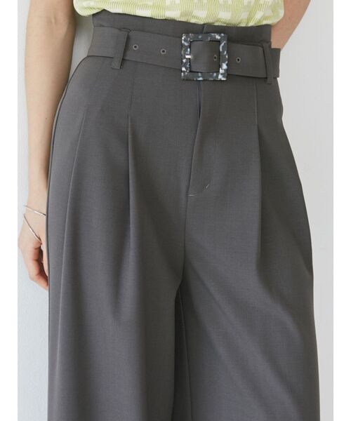 MURUA（ムルーア）の「ハイウエストタックワイドパンツ（その他パンツ・レディース・ライトグリーン/アイボリー/グレー/ブルー・2/1）」の12枚目の写真