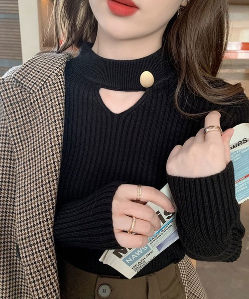 Amulet(アミュレット)の「チョーカー風ハイネックリブニット(ニット/セーター・レディース・ブラック/イエロー/レッド/ホワイト・FREE)」の2枚目の写真