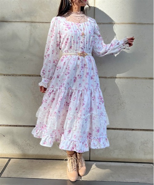 axes femme（アクシーズファム）の「SAKURAティアードワンピース