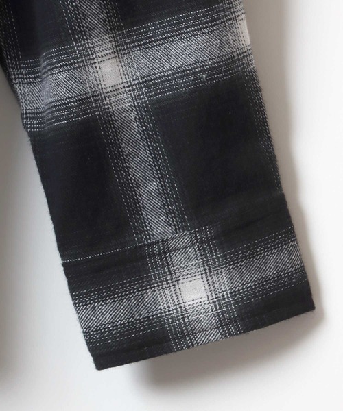 BEN DAVIS(ベンデイビス)の「BEN DAVIS/ベンデイビス OMBRE LS SHIRT/オーバーサイズ 起毛 オンブレチェック バックチェーン刺繍 オープンカラーシャツ/ネルシャツ(シャツ/ブラウス・メンズ・ブルー/ブラック/ブラウン・XL/L/M)」の17枚目の写真