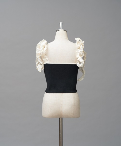 one after another NICE CLAUP(ワンアフターアナザーナイスクラップ)の「肩リボンニットビスチェ(キャミソール・レディース・ブラック/サックスブルー/オフホワイト/ホワイト×ブラック・FREE)」の17枚目の写真