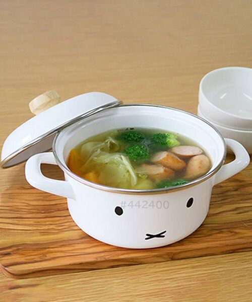 I.D.E.A international(イデアインターナショナル)の「ミッフィー15cm キャセロール(キッチンツール・レディース・ホワイト・フリ-)」の2枚目の写真