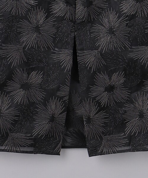 UNITED ARROWS　エンブロイダリー シアースカート UNITED ARROWS（ユナイテッドアローズ）の「エンブロイダリー
