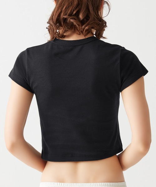 Tuche(トゥシェ)の「Tuche/トゥシェ 7DAYS LOOKS 半袖クロップドTシャツ(Tシャツ/カットソー・レディース・チャコールグレー/ブラック/ホワイト/アイボリー・MEDIUM/LARGE)」の21枚目の写真