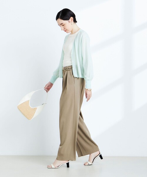 NOLLEY’S Sophi(ノーリーズソフィ)の「ウォッシャブルツイルツータックワイドパンツ(その他パンツ・レディース・カーキ/オフホワイト/チャコールグレー・36/38/34)」の10枚目の写真