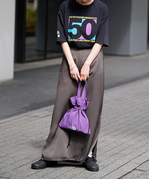 OUTDOOR PRODUCTS Usual Things(アウトドアプロダクツユージュアルシングス)の「50 ロゴTEE(Tシャツ/カットソー・レディース・ブラック・FREE)」の17枚目の写真