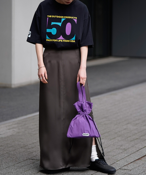 OUTDOOR PRODUCTS Usual Things(アウトドアプロダクツユージュアルシングス)の「50 ロゴTEE(Tシャツ/カットソー・レディース・ブラック・FREE)」の18枚目の写真