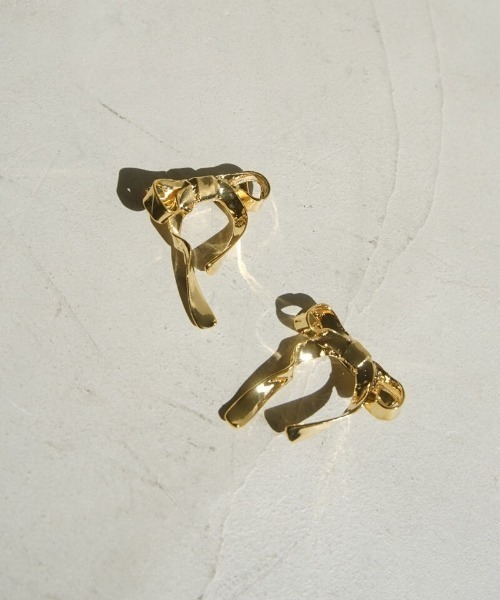 flower(フラワー)の「ブライトリボンピン(ヘアピン・レディース・ゴールド/シルバー・A/B)」の3枚目の写真