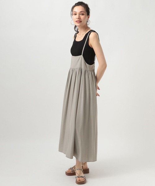 BAYFLOW（ベイフロー）の「サス付きワンピース（ワンピース・レディース・ブラック/グレイッシュベージュ/ライトグリーン・FREE）」の4枚目の写真
