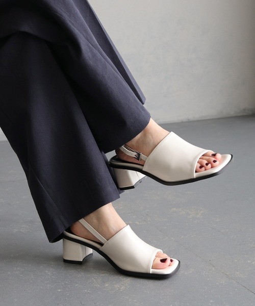 cheriella(シェリエラ)の「【cheriella】オープントゥサンダル(サンダル・レディース・ブラック/アイボリー・L(24.5cm)/M(23.5cm)/S(22.5cm))」の9枚目の写真