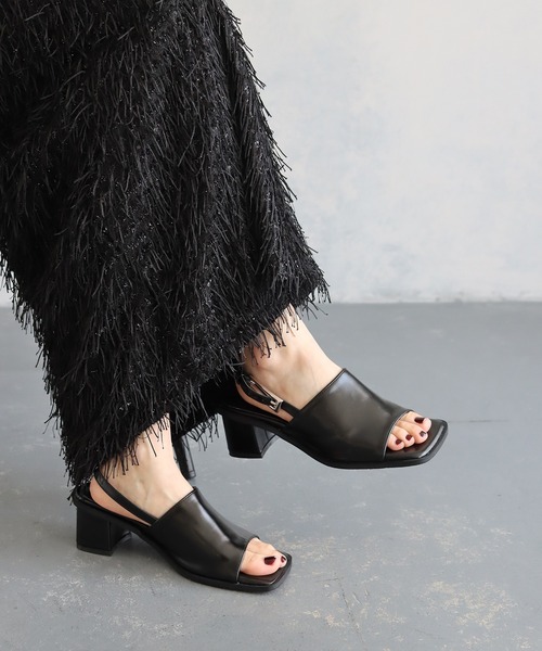 cheriella(シェリエラ)の「【cheriella】オープントゥサンダル(サンダル・レディース・ブラック/アイボリー・L(24.5cm)/M(23.5cm)/S(22.5cm))」の13枚目の写真