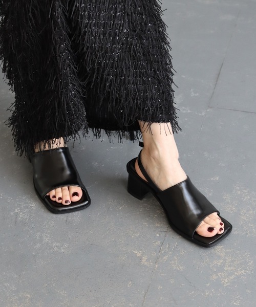 cheriella(シェリエラ)の「【cheriella】オープントゥサンダル(サンダル・レディース・ブラック/アイボリー・L(24.5cm)/M(23.5cm)/S(22.5cm))」の15枚目の写真