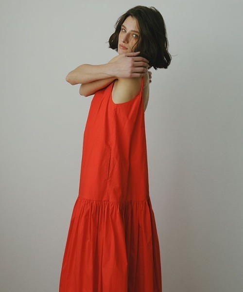 ETRE TOKYO（エトレトウキョウ）の「バルーンツイストキャミドレス