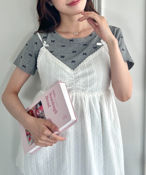 Loueme(ルエム)の「プチリボンプリントTシャツ(Tシャツ/カットソー・レディース・グレー/ブラック/ホワイト・FREE)」の3枚目の写真