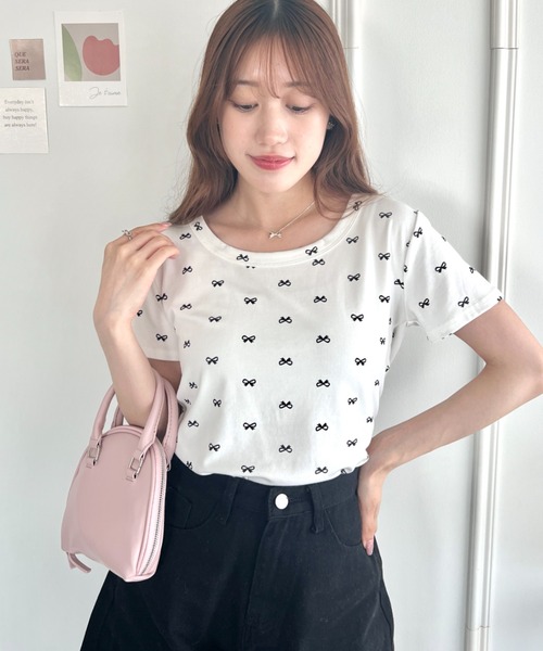 Loueme(ルエム)の「プチリボンプリントTシャツ(Tシャツ/カットソー・レディース・グレー/ブラック/ホワイト・FREE)」の17枚目の写真