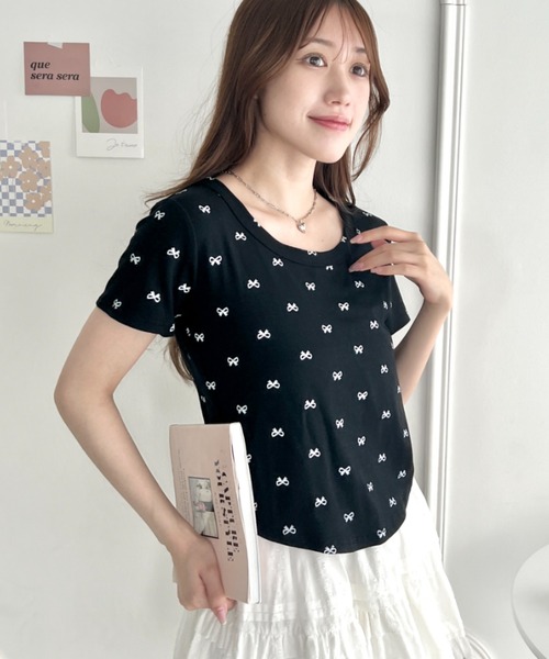 Loueme(ルエム)の「プチリボンプリントTシャツ(Tシャツ/カットソー・レディース・グレー/ブラック/ホワイト・FREE)」の9枚目の写真