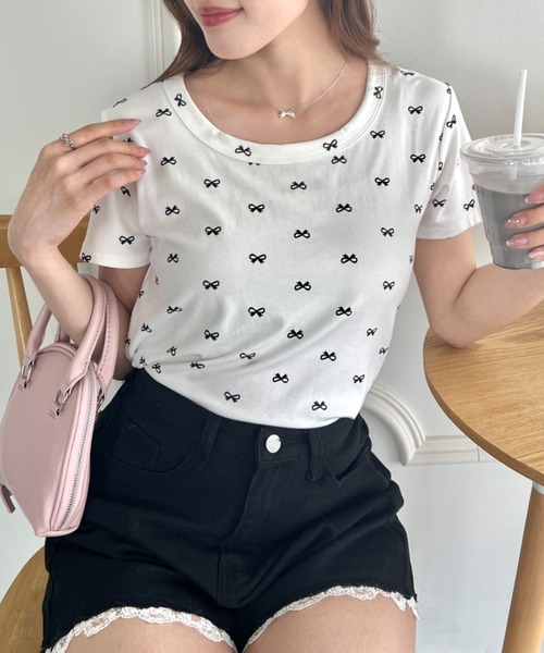 Loueme(ルエム)の「プチリボンプリントTシャツ(Tシャツ/カットソー・レディース・グレー/ブラック/ホワイト・FREE)」の12枚目の写真