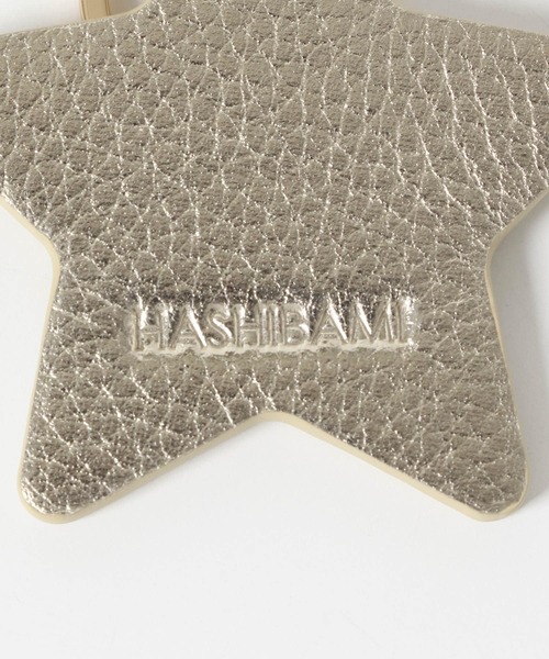 RODE SKO（ロデスコ）の「『別注』Hashibami×RODESKO　イニシャルチャーム（キーホルダー・レディース・ベージュ/ゴールド/ライトカーキ/ブルー系その他/ライトピンク・ONE）」の16枚目の写真