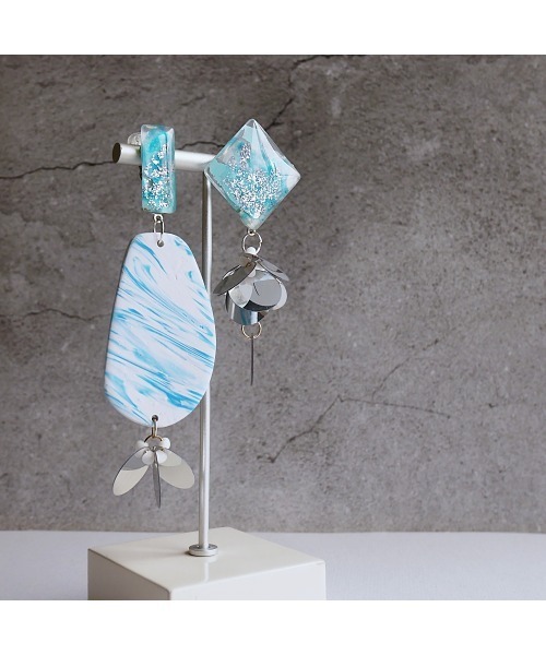 【joesstyle】*Glass Earrings*アシンメトリーアートガラスのスパンコールパーティイヤリング(MA)（イヤリング）｜tone（トーン）