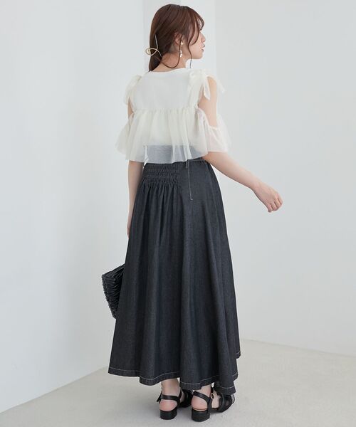 MAJESTIC LEGON(マジェスティックレゴン)の「肩リボンチュールフリルニット(ニット/セーター・レディース・グレー/アイボリー/ブラック・MEDIUM)」の18枚目の写真