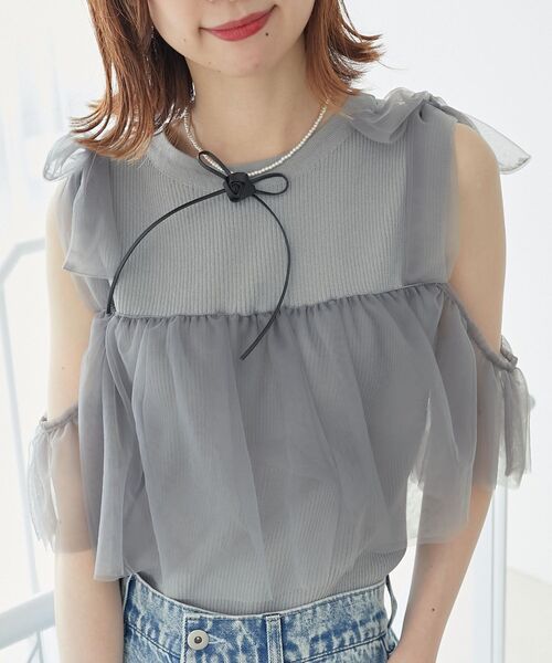 MAJESTIC LEGON(マジェスティックレゴン)の「肩リボンチュールフリルニット(ニット/セーター・レディース・グレー/アイボリー/ブラック・MEDIUM)」の9枚目の写真