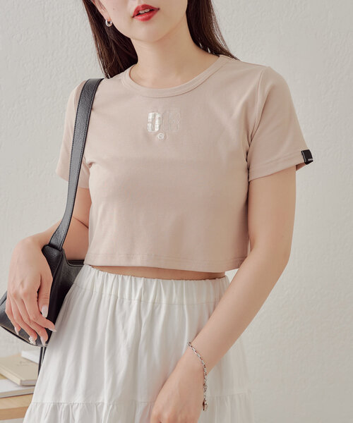 Chico(チコ)の「ロゴ刺繍チビT(Tシャツ/カットソー・レディース・レッド/ブラック/ベージュ/アイボリー・FREE)」の21枚目の写真
