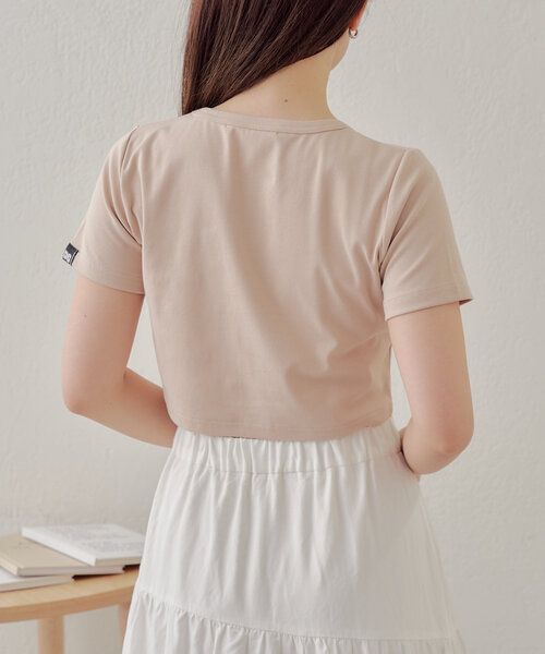 Chico(チコ)の「ロゴ刺繍チビT(Tシャツ/カットソー・レディース・レッド/ブラック/ベージュ/アイボリー・FREE)」の20枚目の写真