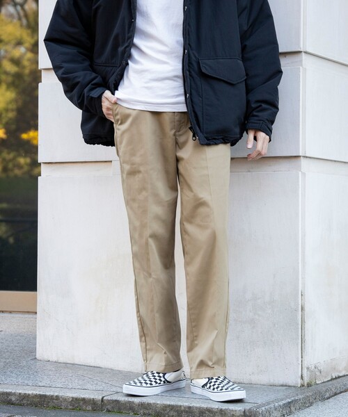 coen（コーエン）の「ガレージチノテーパードパンツ（チノパンツ・メンズ・ブラック/ターコイズブルー/ベージュ/ワインレッド・S/M/L/XL）」の5枚目の写真