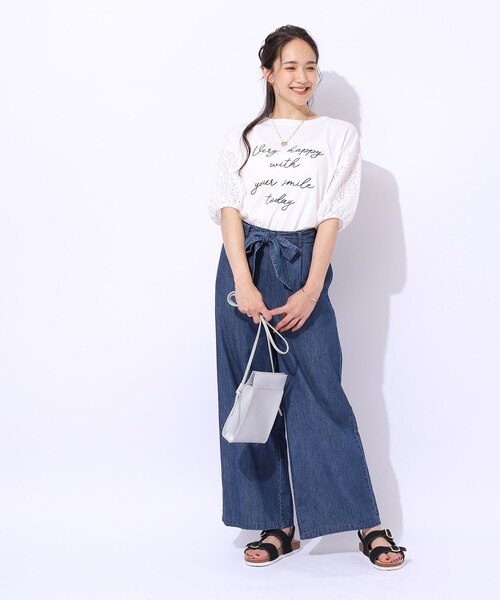 Cutie Blonde（キューティーブロンド）の「◆【晩夏まで活躍／5分袖】お袖レース　ロゴプリントトップス（Tシャツ/カットソー・レディース・ホワイト系/ブラック/ライトオレンジ系・02/03）」の6枚目の写真