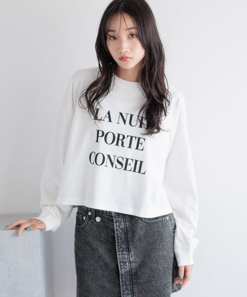 LOWRYS FARM（ローリーズファーム）の「ショートプリントＬＳ　133781（Tシャツ/カットソー・レディース・ブラック/オフホワイト/グレー・FREE）」の9枚目の写真