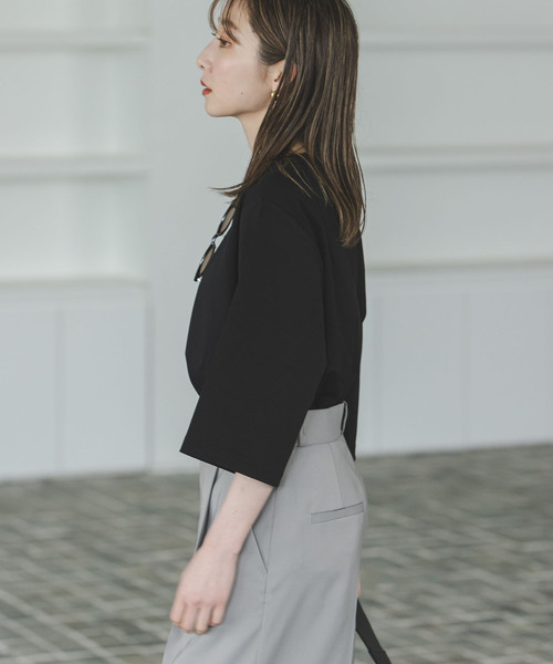 Noble（ノーブル）の「《WEB限定追加》Room no.8/ルームエイト スーピマコットンハーフスリーブTEE（Tシャツ/カットソー・レディース・ブラック/レッド/ライトグレー・FREE）」の4枚目の写真