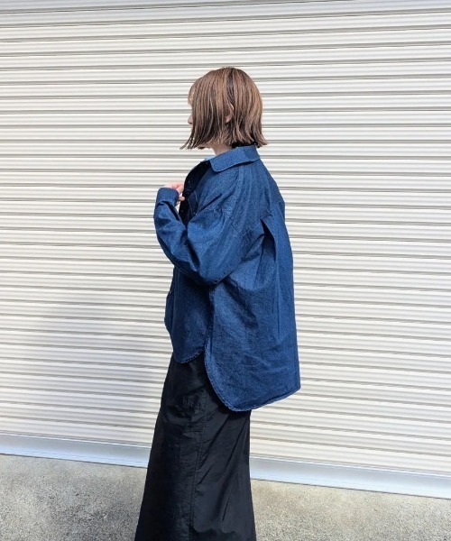 ikka（イッカ）の「【雑誌InRed10月号掲載】オーバーシャツ（シャツ/ブラウス・レディース・オフホワイト/ブルー/ネイビー・L/M/S）」の20枚目の写真