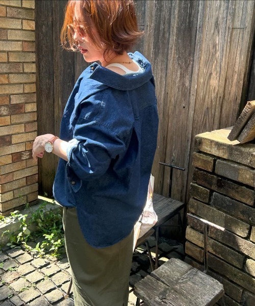 ikka（イッカ）の「【雑誌InRed10月号掲載】オーバーシャツ（シャツ/ブラウス・レディース・オフホワイト/ブルー/ネイビー・L/M/S）」の12枚目の写真