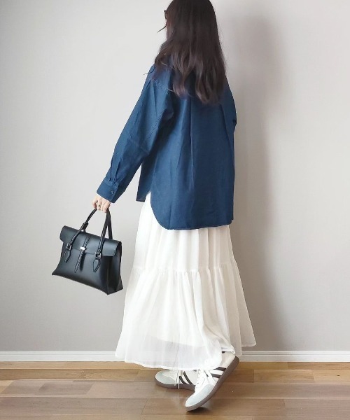 ikka（イッカ）の「【雑誌InRed10月号掲載】オーバーシャツ（シャツ/ブラウス・レディース・オフホワイト/ブルー/ネイビー・L/M/S）」の13枚目の写真