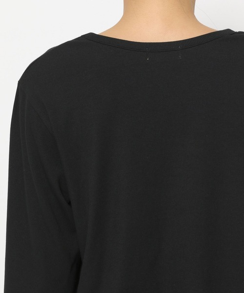 Anui(アニュイ)の「【UNISEX/3サイズ展開】プレートリブトップス(Tシャツ/カットソー・レディース・オフホワイト/ブラック/ブラウン・LARGE/MEDIUM/SMALL)」の13枚目の写真