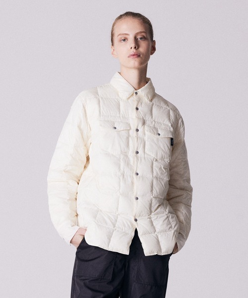 TAION（タイオン）の「【TAION(タイオン)】〈ユニセックス〉ベーシック Wポケット ダウンシャツ（シャツ/ブラウス・メンズ・チャコール/ダークオリーブ/ベージュ/レオパード/ブラック/オレンジ/オフホワイト/カーキ/ダークネイビー/ブラウン系1/ブラック系3/ネイビー・XL/M/L/XS/S/2XL）」の2枚目の写真