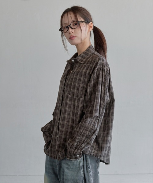 UNE MANSION(ユヌマンション)の「デイリーチェックオーバーサイズシャツ(シャツ/ブラウス・レディース・レッド/ブラック/ブラウン・FREE)」の21枚目の写真