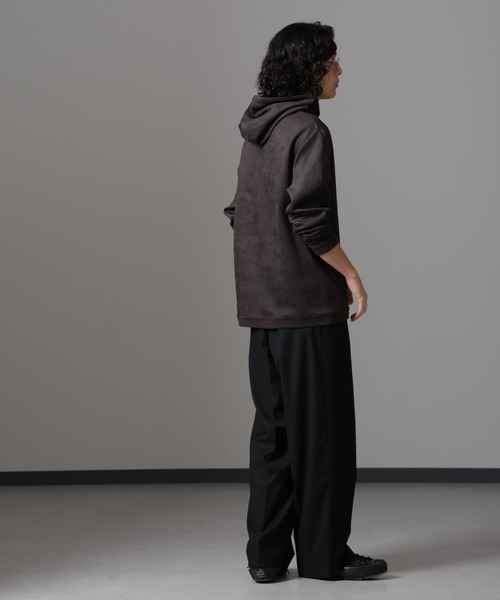 NANO universe（ナノユニバース）の「フェイクスエードフーディー 長袖  