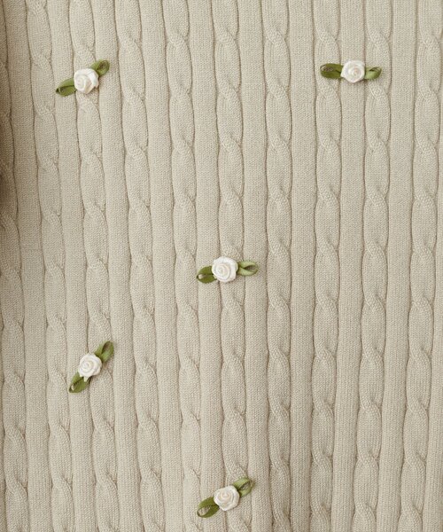 natural couture(ナチュラルクチュール)の「ミニローズケーブルニットプルオーバー(ニット/セーター・レディース・ネイビー/チャコールグレー/アイボリー・FREE)」の8枚目の写真