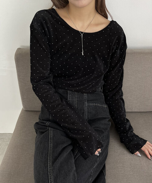 CAPRICIEUX LE'MAGE(カプリシューレマージュ)の「ストーンベロアロンT(Tシャツ/カットソー・レディース・ベージュ/ブラック・FREE)」の11枚目の写真